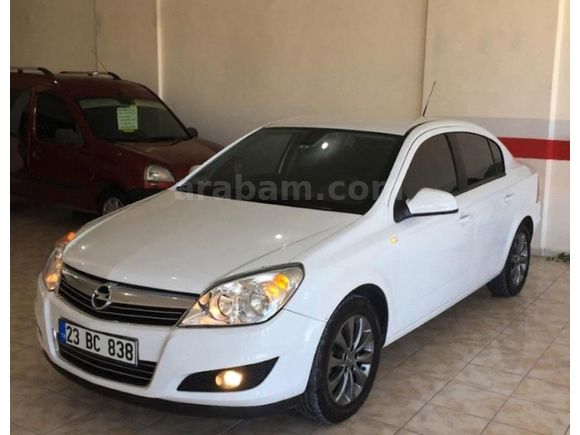 Sahibinden Opel Astra 1.6 Enjoy 111.Yıl 2011 Model