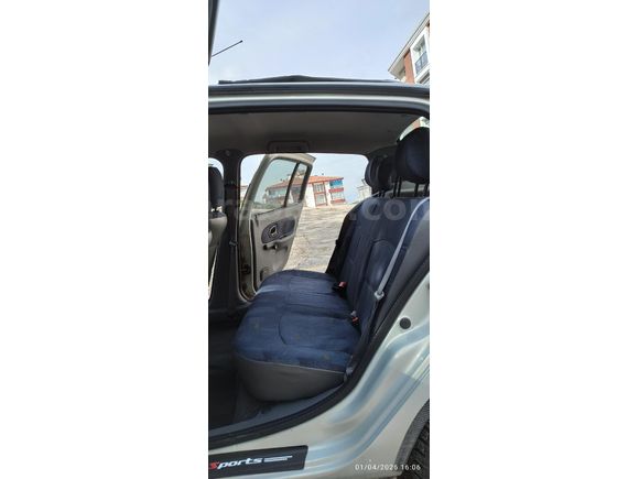 Sahibinden Renault Clio 1.4 Expression 2002 Model