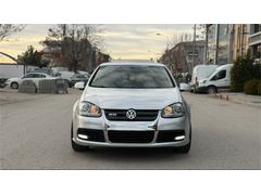 Sahibinden Özel Plakalı R32 Golf MK5