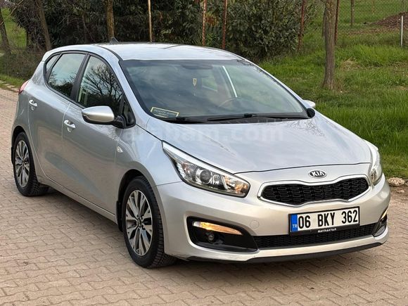 Sahibinden Kia Ceed 1.6 CRDi Comfort 2015 Model