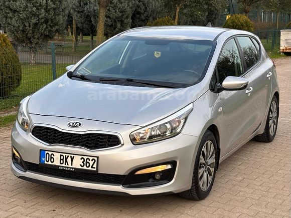 Sahibinden Kia Ceed 1.6 CRDi Comfort 2015 Model
