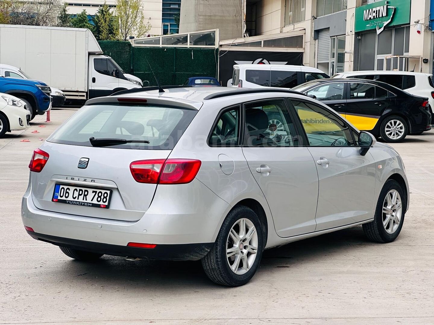 Galeriden Seat Ibiza 1.4 Sport Tourer Reference 2012 Model Ankara 183.000 km Gri (Gümüş) 5