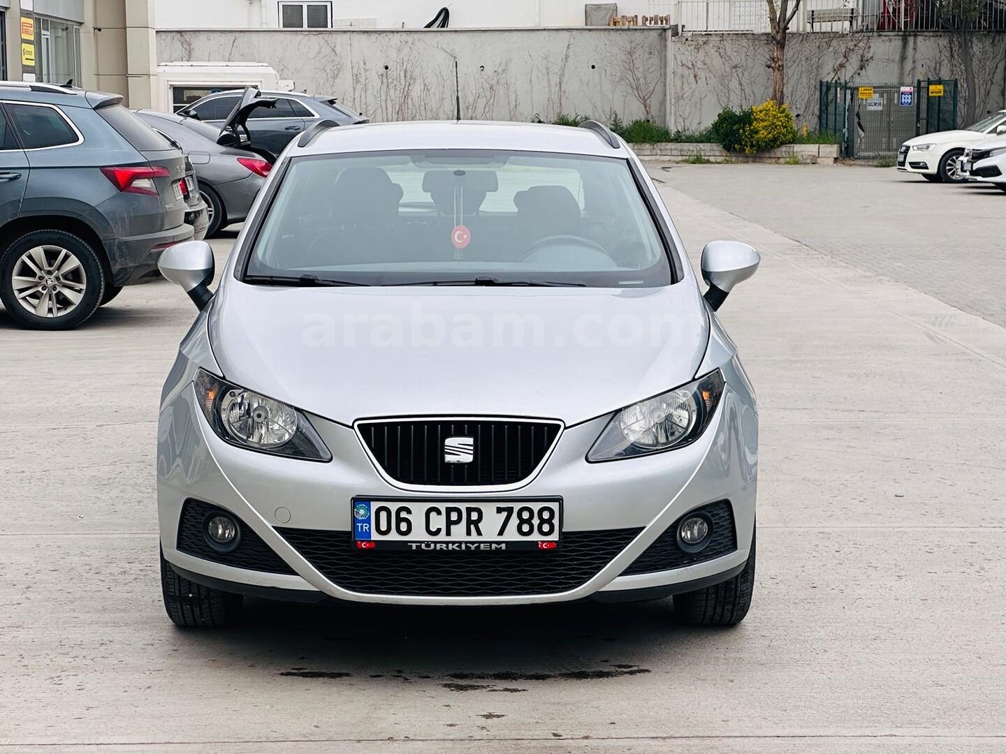 Galeriden Seat Ibiza 1.4 Sport Tourer Reference 2012 Model Ankara 183.000 km Gri (Gümüş) 2