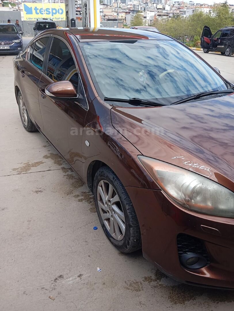 Sahibinden Mazda 3 1.6 Impressive 2012 Model 242.000 km Kahverengi 1
