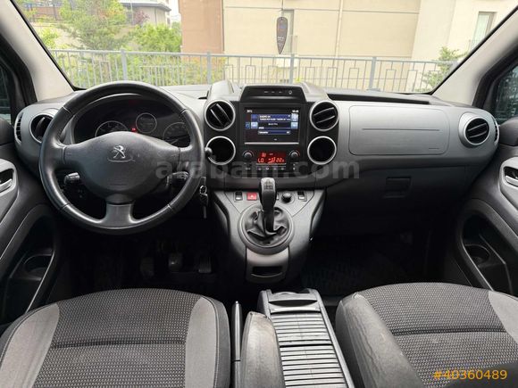2016 PARTNER TEPEE 1.6 HDI ZENİTH HATASIZ BOYASIZ TAKAS OLUR