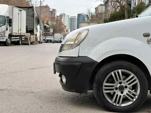 Sahibinden Renault Kangoo Multix 1.5 dCi Authentique 2009 Model 