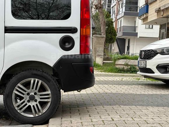 Sahibinden Renault Kangoo Multix 1.5 dCi Authentique 2009 Model 