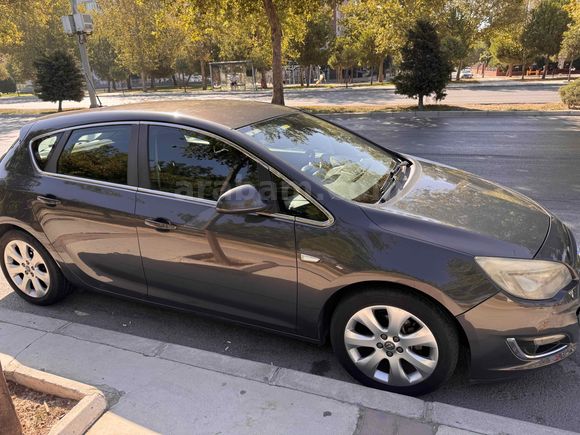 İlk Sahibinden  Düşük Km Opel Astra 1.3 CDTI ecoFLEX Enjoy Plus 2012 Model 