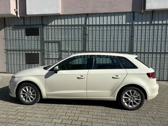 Sahibinden Audi A3 Sportback 1.6 TDI Ambiente 2013 Model  144.000 km Beyaz