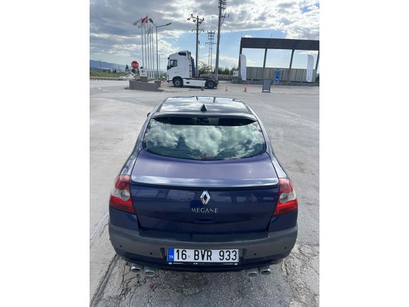  Megane 1.6 Dynamique 2004 Model 