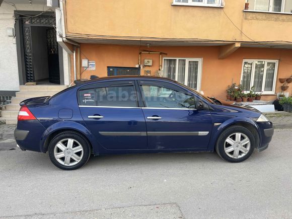  Megane 1.6 Dynamique 2004 Model 