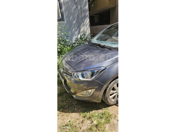 Sahibinden Hyundai i20 1.2 D-CVVT Sense 2014 Model