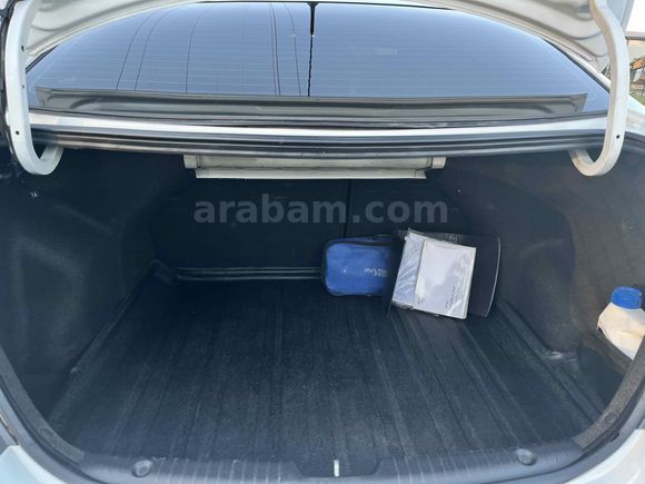 Sahibinden Hyundai Accent Blue 1.6 CRDI Mode Plus 2013 Model 