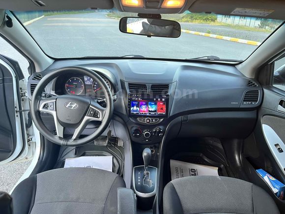 Sahibinden Hyundai Accent Blue 1.6 CRDI Mode Plus 2013 Model 