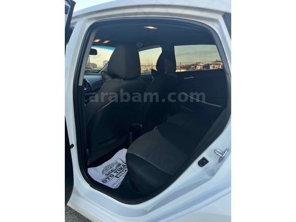Sahibinden Hyundai Accent Blue 1.6 CRDI Mode Plus 2013 Model 