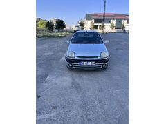 Sahibinden Renault Clio 1.4 RTA 2000 Model 