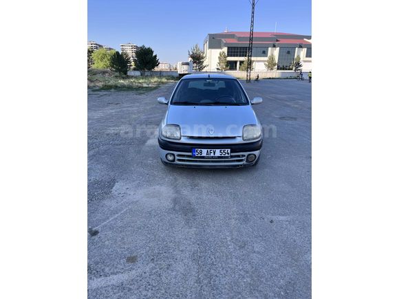 Sahibinden Renault Clio 1.4 RTA 2000 Model 