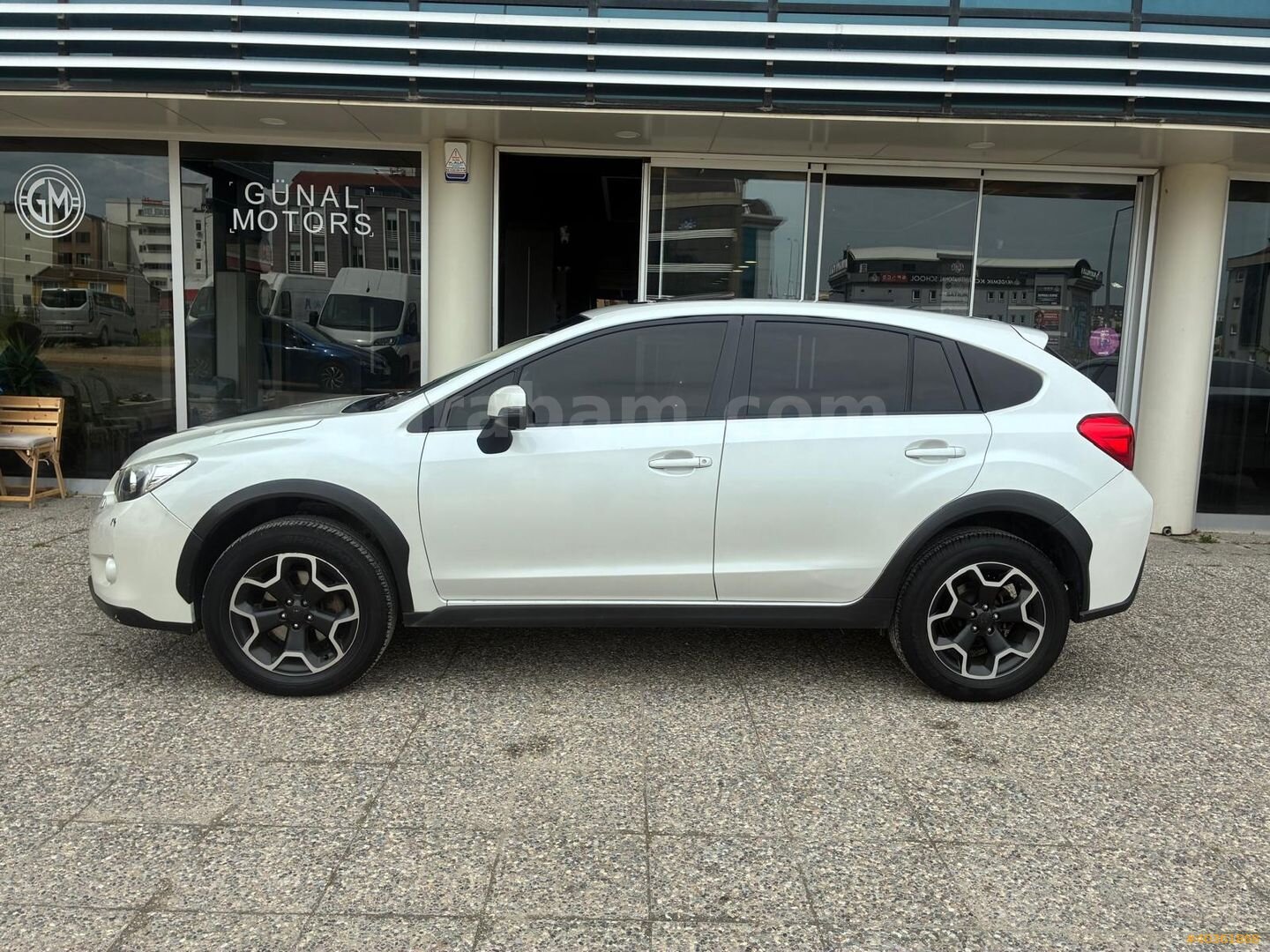 SUBARU XV 1.6 AWD CVT ELEGANCE - SUNROOF - DERİ KOLTUK 4