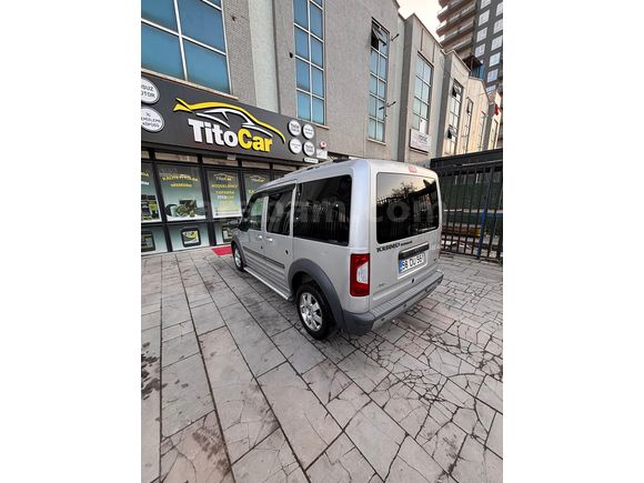 Sahibinden değişensiz boyasız Ford Tourneo Connect 1.8 TDCI GLX 2010 Model Ankara