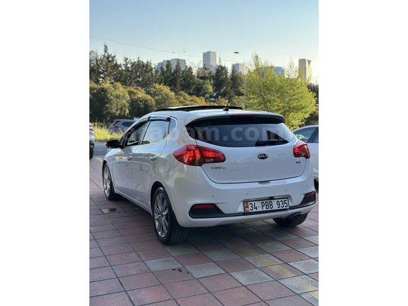 Sahibinden Kia Ceed 1.6 CRDi Concept Plus 2013 Model 