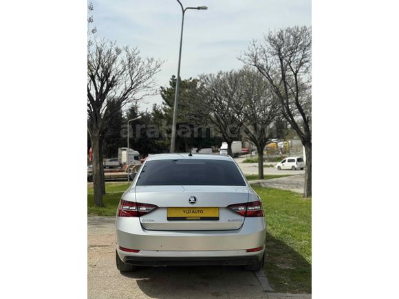 Sahibinden Skoda SuperB 1.6 TDI Style 2017 Model 