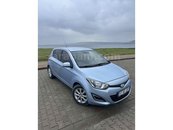 Sahibinden Hyundai i20 1.2 D-CVVT Sense 2012 Model Çanakkale 60.000 km Mavi