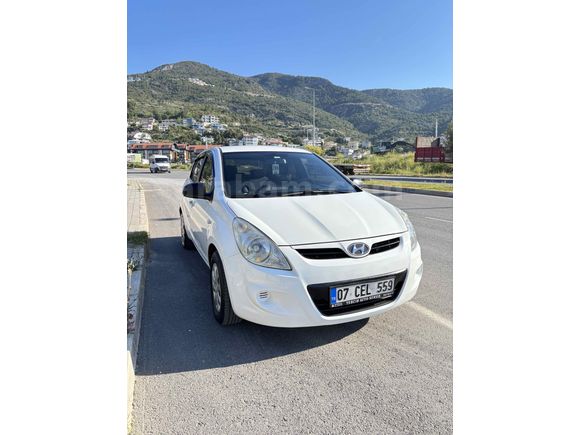 Sahibinden Hyundai i20 Troy 1.2 DOHC Mode 2011 Model  196.000 km Beyaz