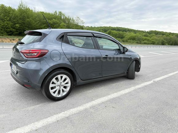 Sahibinden Renault Clio 1.0 TCe Joy 2022 Model 