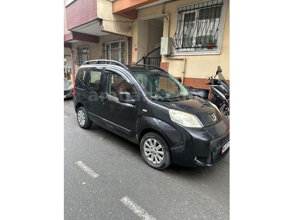 8 bin km önce KOMPLE SIFIR MOTOR YAPILDI,RAHATÇA ALIP KULLANABILIRSINIZ..Sahibinden Peugeot Bipper 1.3 HDI Comfort Plus 2015 Model İstanbul