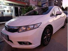 Sahibinden Honda Civic 1.6 Premium 2013 Model Denizli 217.000 km Beyaz