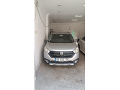 Sahibinden Dacia Lodgy 1.5 dCi Stepway 2017 Model Bursa.   araç 7 kişilik sadece sağ arka çamurluk boyalı temiz aile aracı