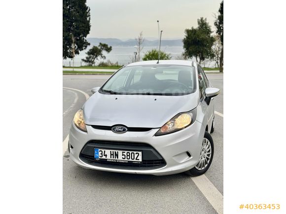 2012 MODEL// 196. Km// DEĞİŞENSİZ// BAKIMLI FORD FİESTA