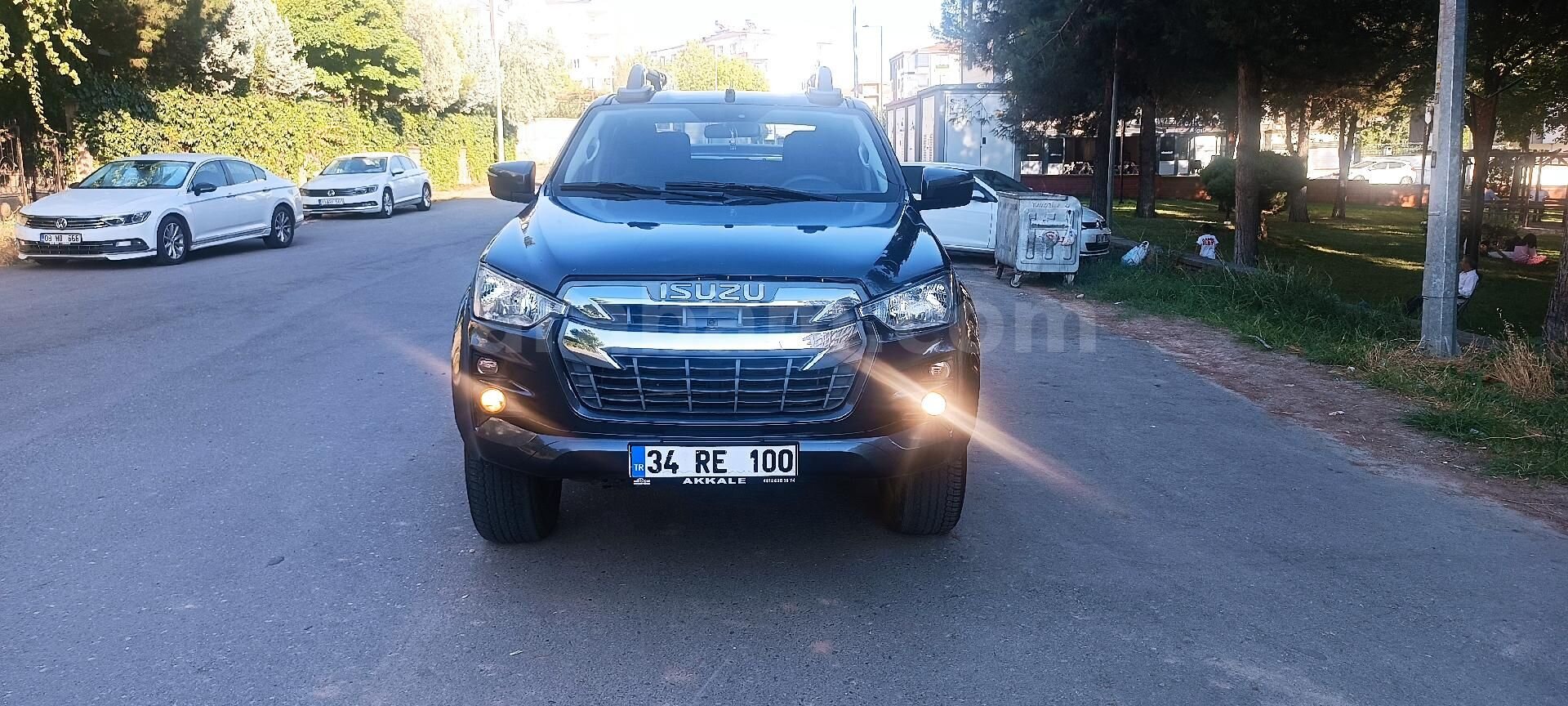 Sahibinden Isuzu D-Max 1.9 D 4x2 V-Go 2022 Model 3