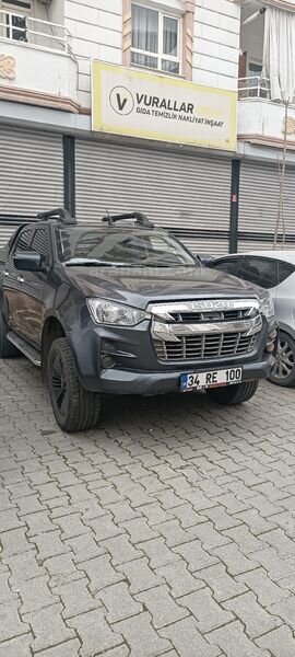 Sahibinden Isuzu D-Max 1.9 D 4x2 V-Go 2022 Model