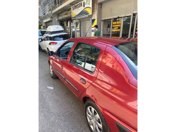 Sahibinden Renault Clio 1.5 dCi Alize 2006 Model  25.899 km Kırmızı