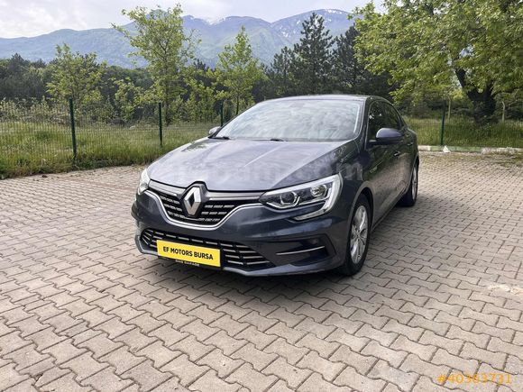 OTOMATİK 1.3 TCE MEGAN 2021 MODEL TAKAS OLUR.