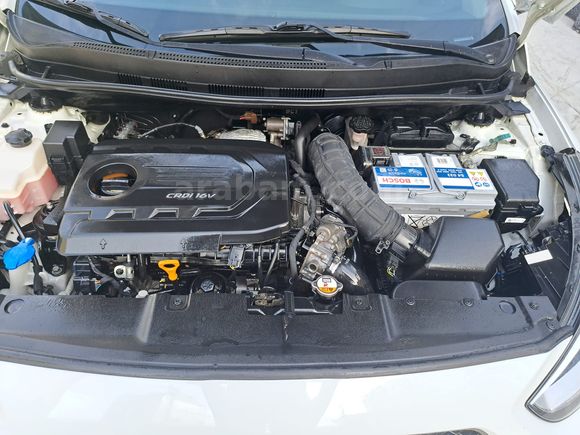 Sahibinden Hyundai Accent Blue 1.6 CRDI Prime 2018 Model 