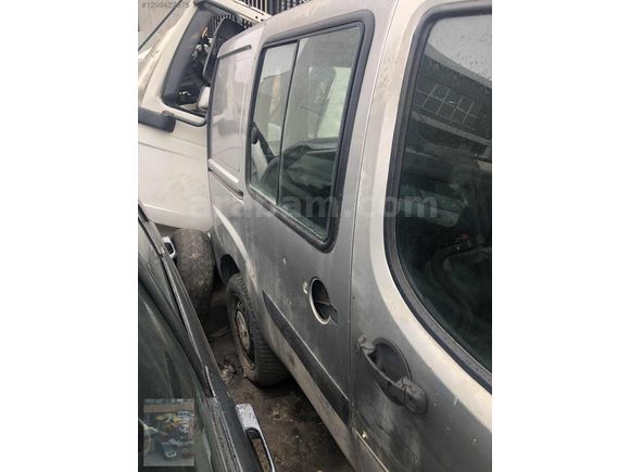 Fiat Doblo sağ sürgülü kapı