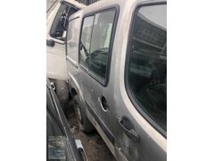 Fiat Doblo sağ sürgülü kapı