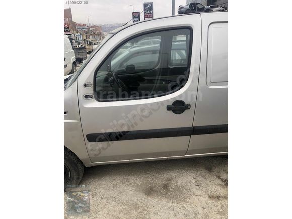 Fiat doblo sol ön kapı