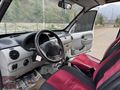 YENER OTOMOTİV'DEN 2003 KANGO DEĞİŞENSİZ OTOMOBİL RUHSATLI