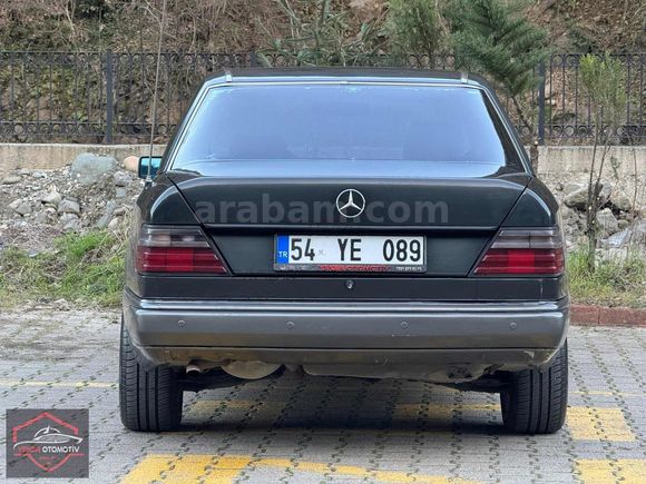 YENER OTOMOTİV'DEN 90 MODEL MERCEDES 200E