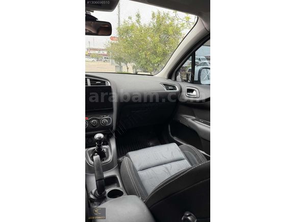 2012 C-4 COMFORT