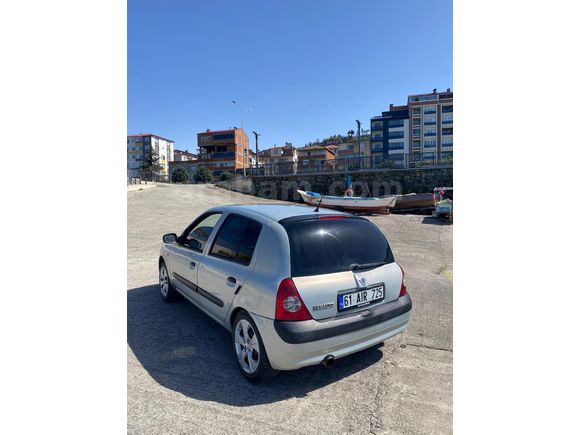 Sahibinden Renault Clio 1.2 Authentique 2004 Model