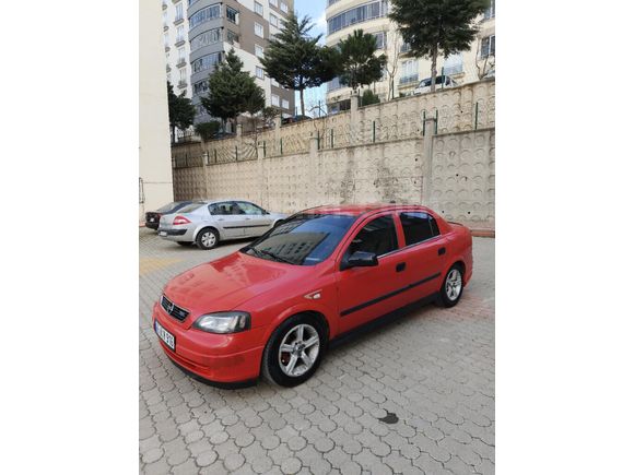 Opel Astra 1.6 CD