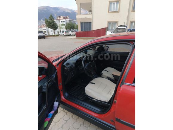 Opel Astra 1.6 CD