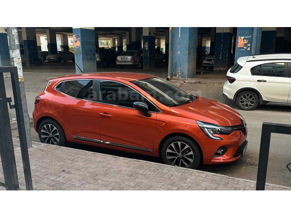 Sahibinden Renault Clio 1.0 TCe Icon 2023 Model 
