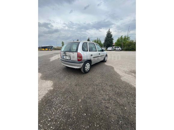 Sahibinden Opel Corsa 1.4 Gls klimalı  1988 Model 