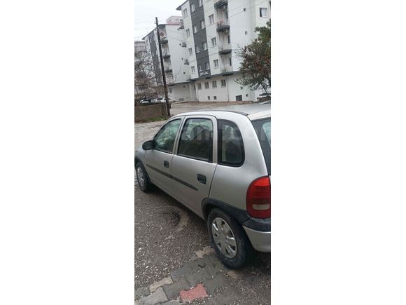 Sahibinden Opel Corsa 1.4 Gls klimalı  1988 Model 