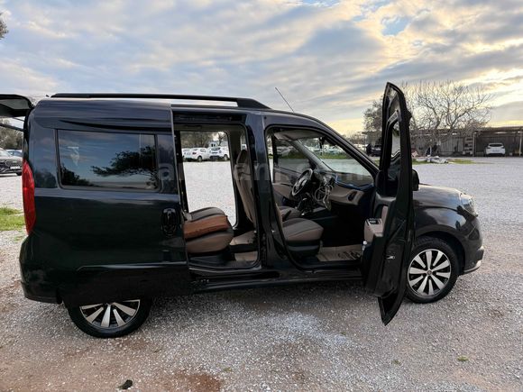 Sahibinden Fiat Doblo Combi 1.6 Multijet Premio Plus 2021 Model İzmir 74.000 km Siyah